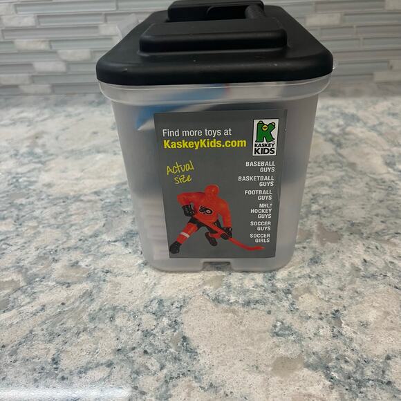 Kaskey Kids NHL Hockey Guys – Pittsburg Penguins vs. Philly Flyers - Picture 3 of 5